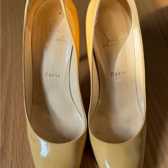 Christian Louboutin Beige Patent Leather Heels - Picture 9 of 15